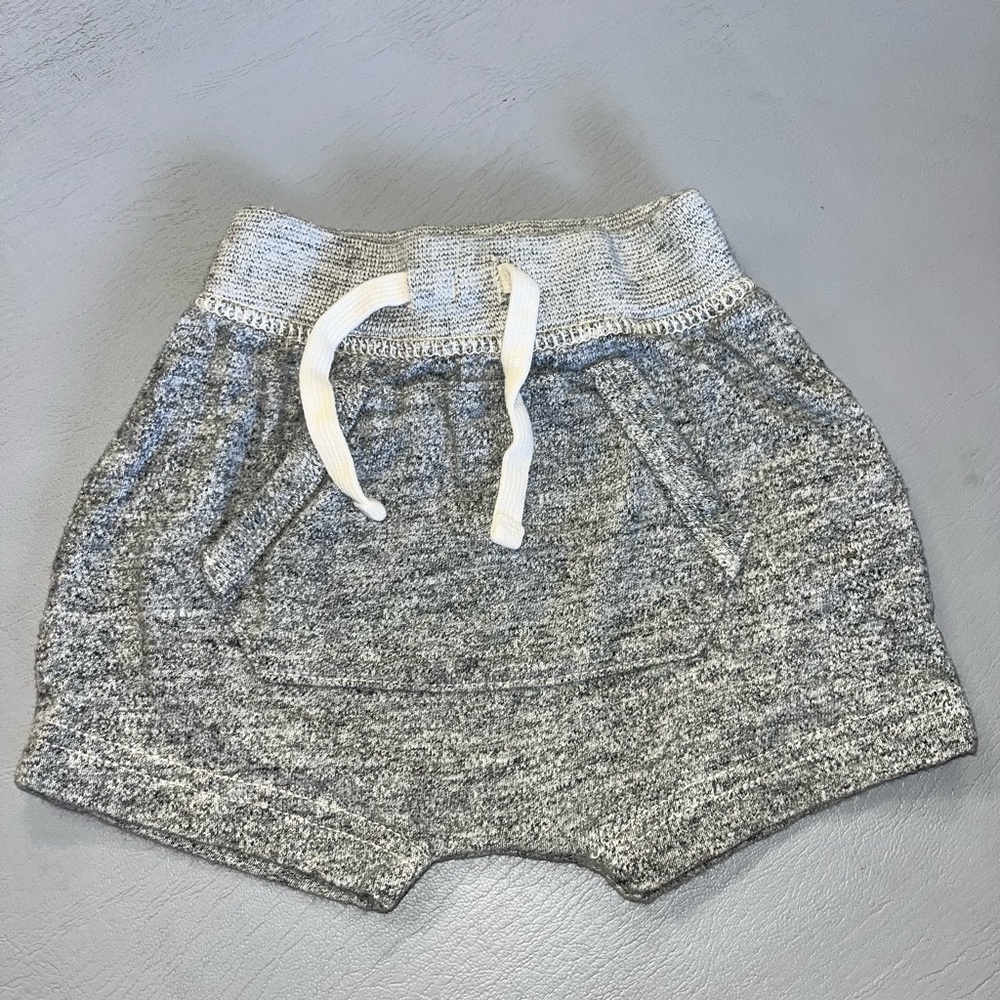 GAP Heathered Gray Kids‎ Shorts